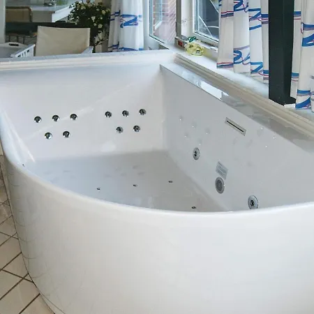 12 Person Holiday In Semesterbostad Ebeltoft